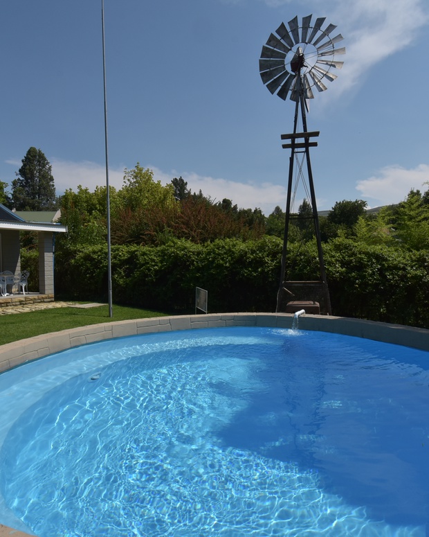 Swimming pool guesthouse clarens
